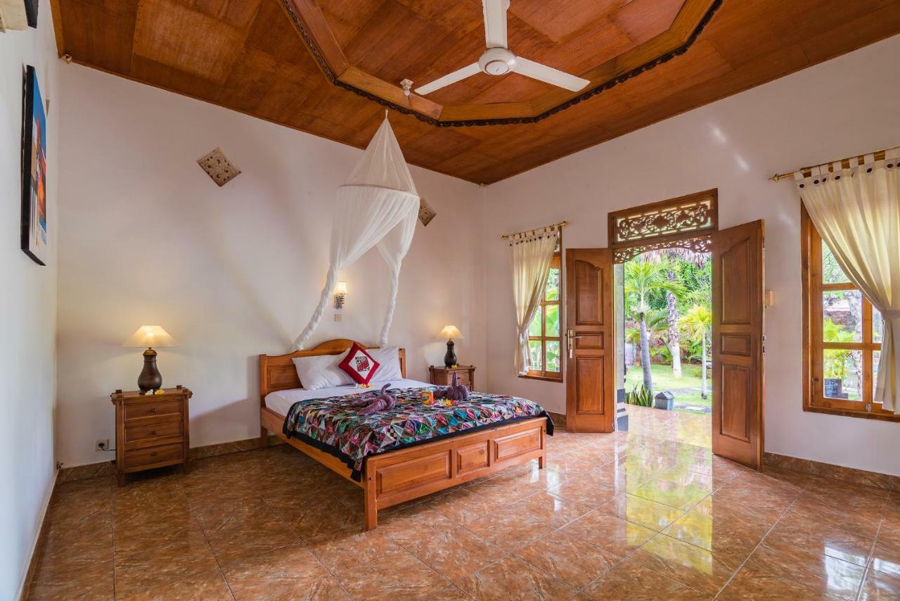 Pondok Wisata Sartaya 2 Lovina Esterno foto